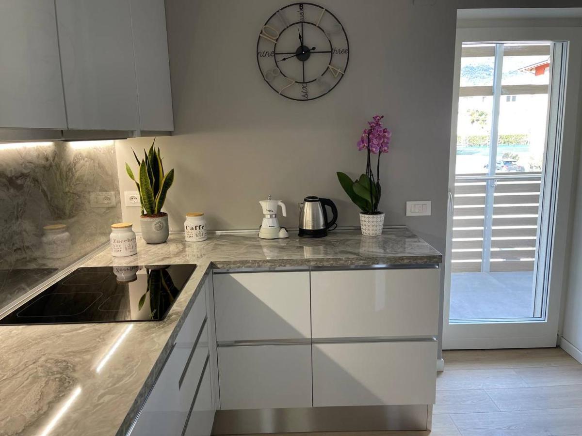 Le Terrazze Living Riva del Garda Exterior foto